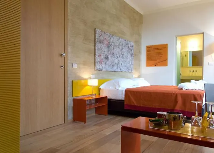 ベッド・アンド・ブレックファスト Le Notti In